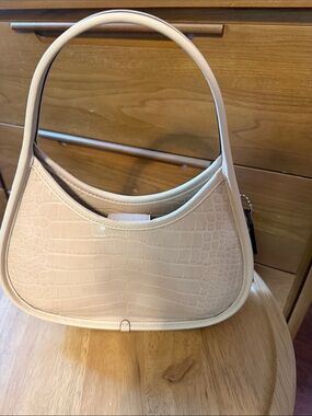 Coachtopia Crocodile Embossed Leather Ergo Shoulder Bag Ivory White
